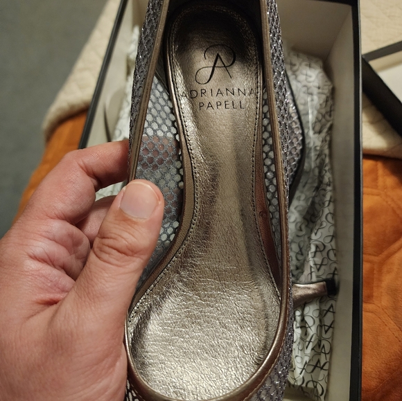 Adrianna Papell Lois Gunmetal Honeycomb 6.5M Silver - Picture 2 of 16